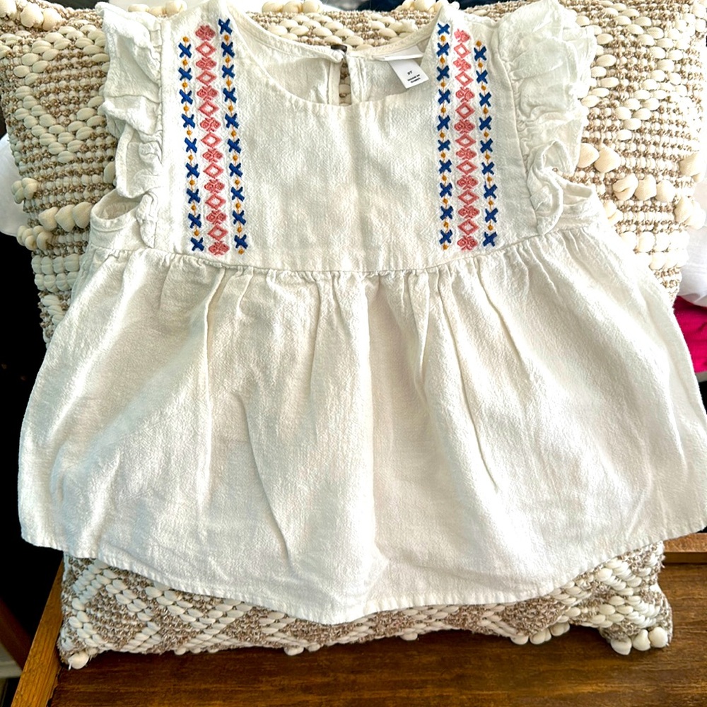 SZ 2T Beautifully Embroidered Shirt